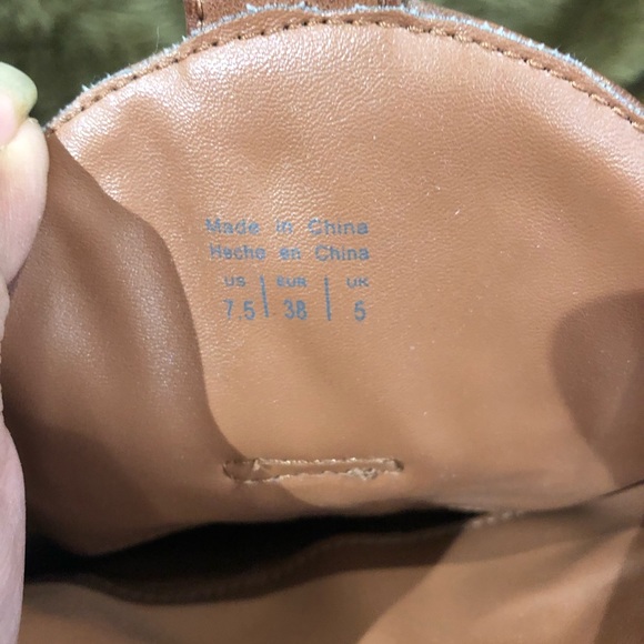 Women’s cowboy boots - Picture 2 of 3